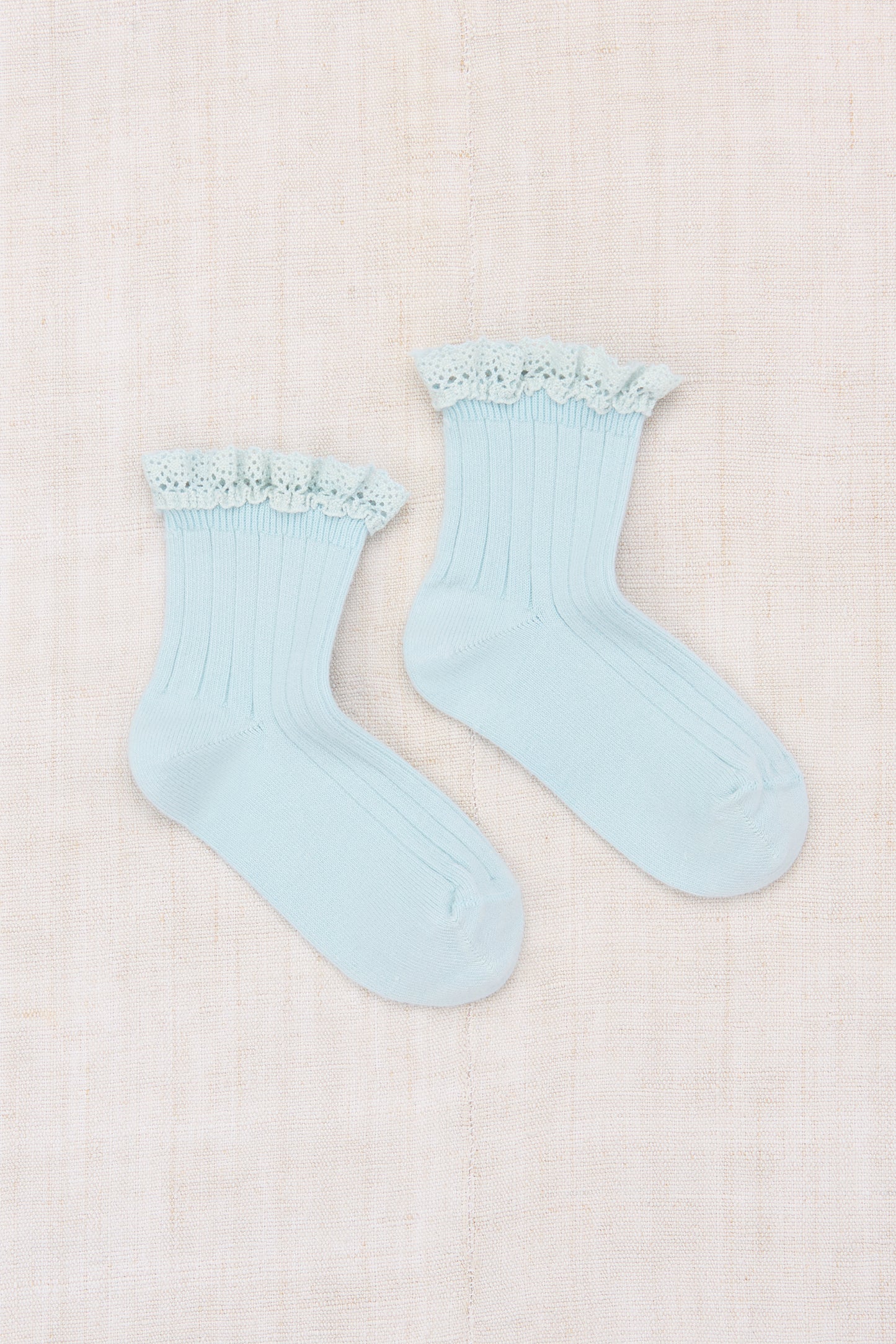 Lili Lace Trim Ribbed Ankle Socks