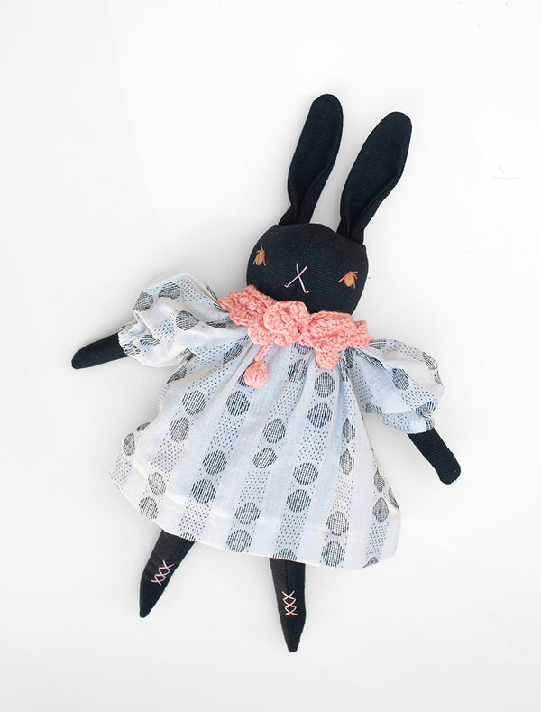 MP + PDC - Medium Black Rabbit: Effie - Misha & Puff