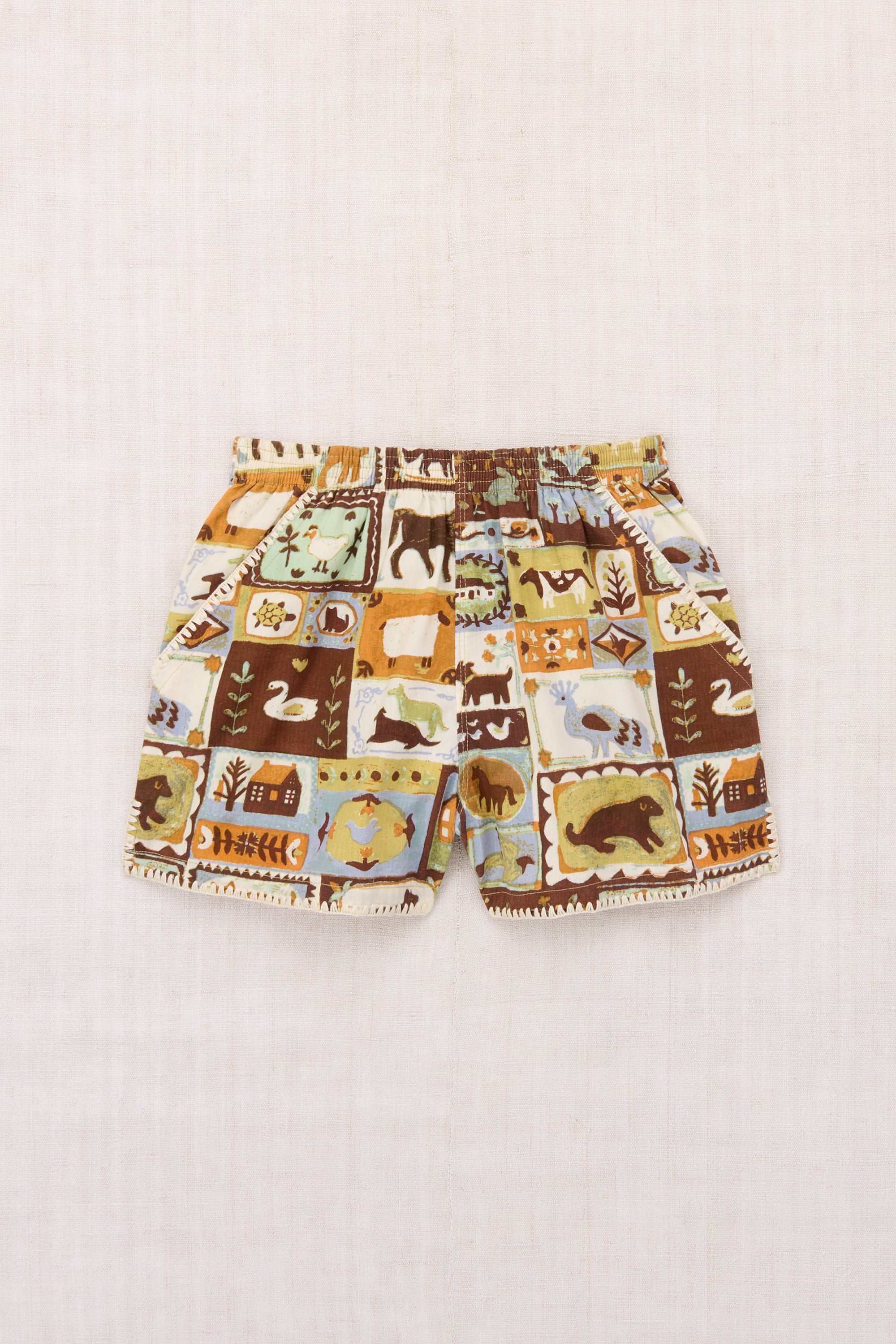 Traveler Short – Misha & Puff
