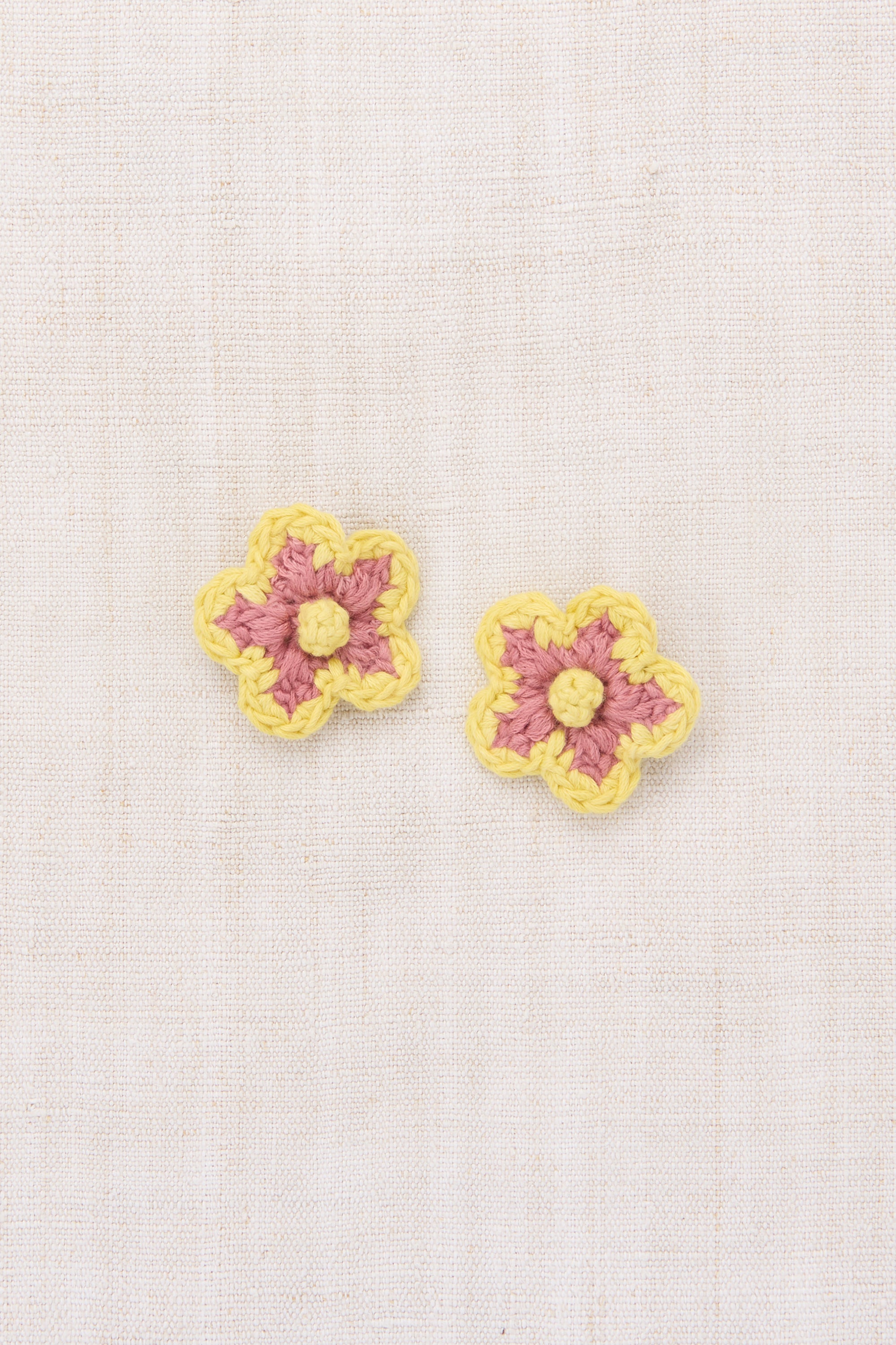 Medium Flower Clip Set – Misha & Puff