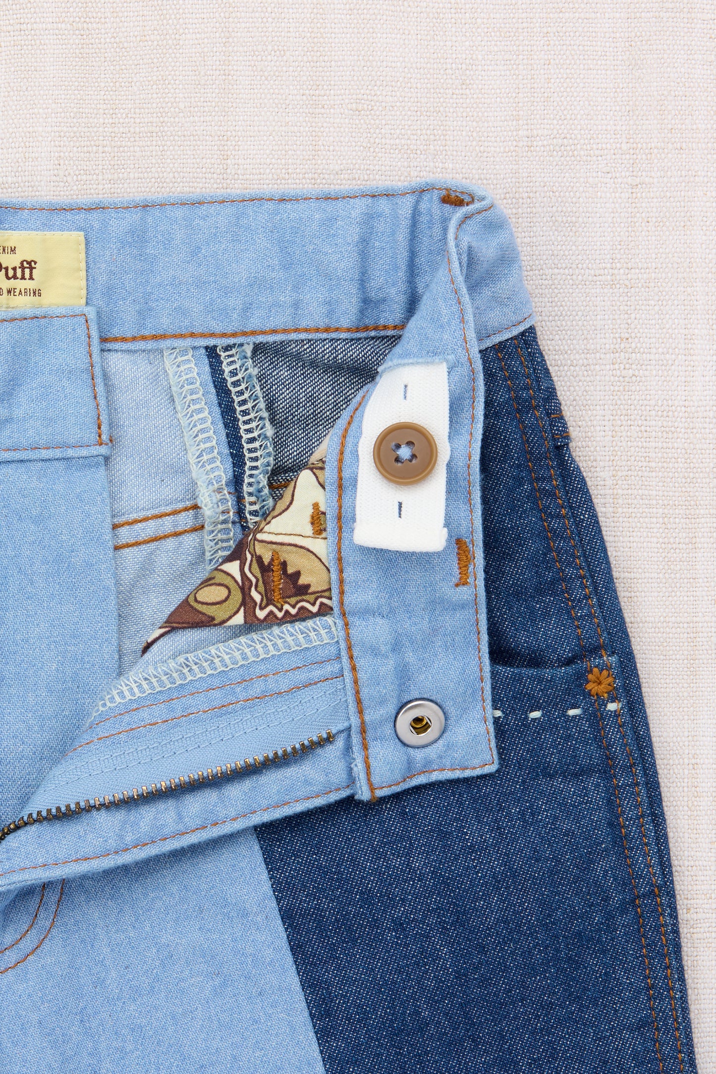 Slim Flared Jeans