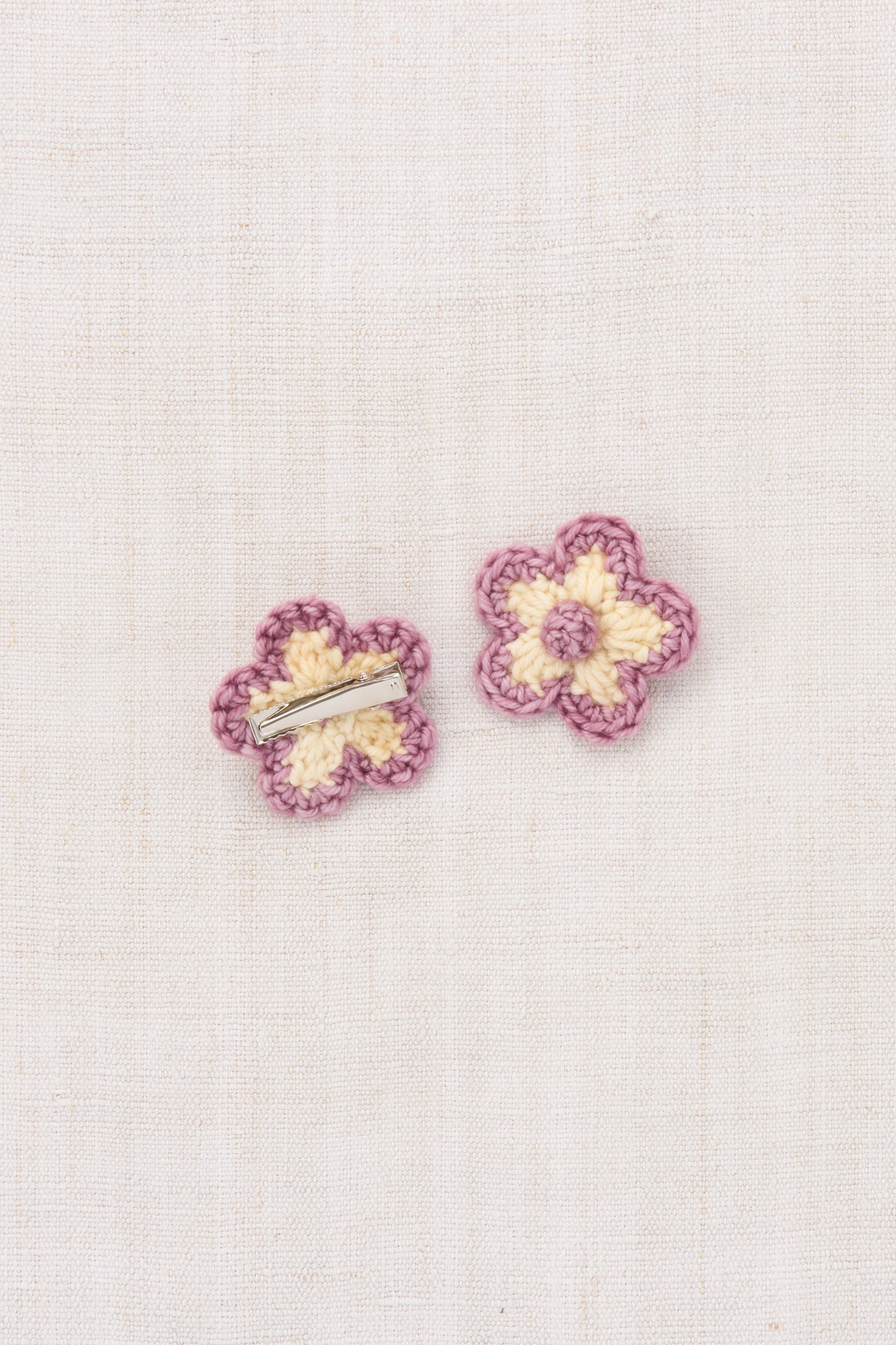 Medium Flower Clip Set - Shortbread
