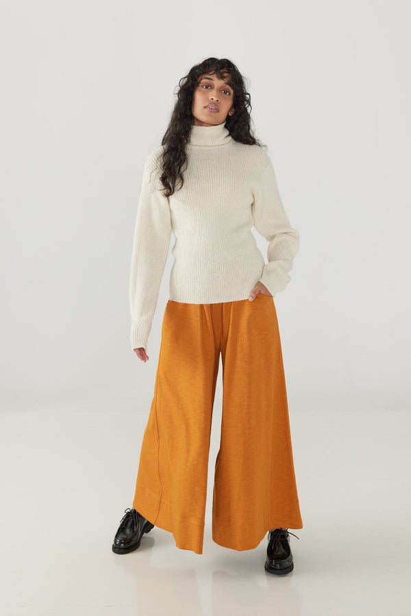 Adult Natural Alpaca Gallery Turtleneck - Misha & Puff