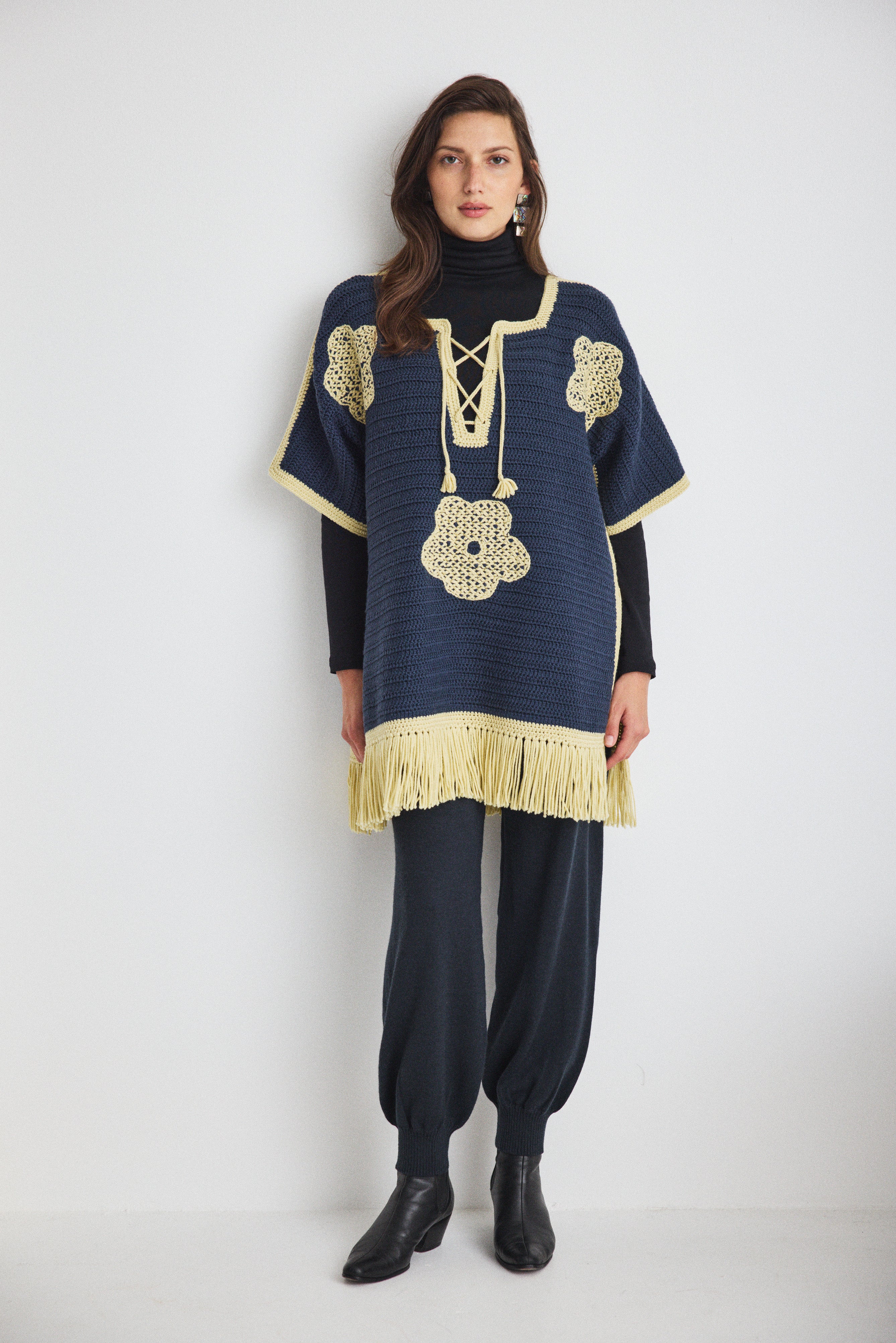 Turtleneck – Misha & Puff