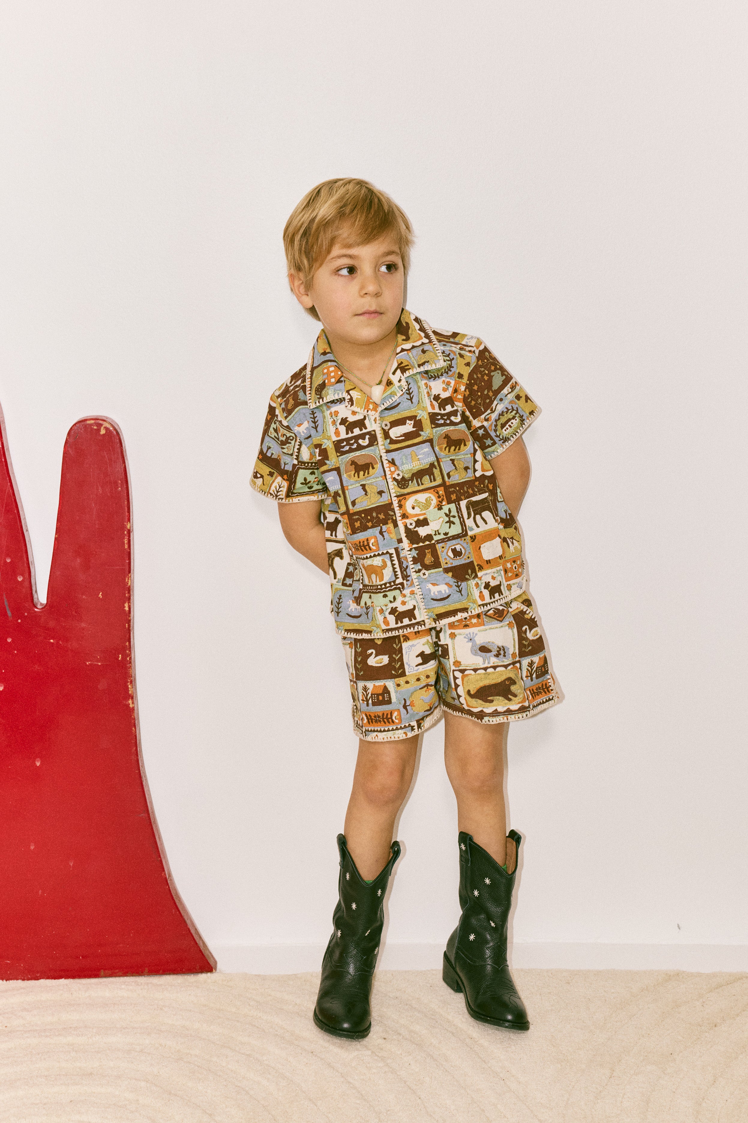 Leon Top – Misha & Puff