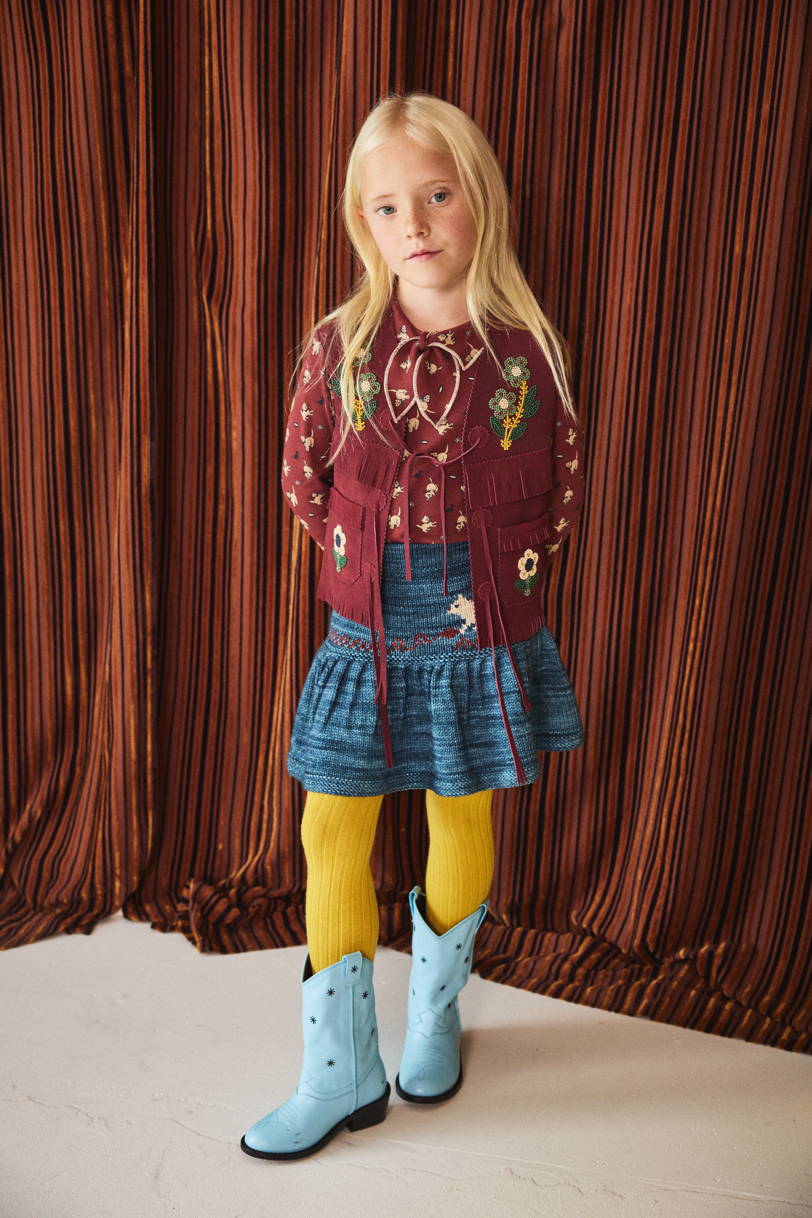 misha and puff スカウト Junior Scout Top – Misha & Puff