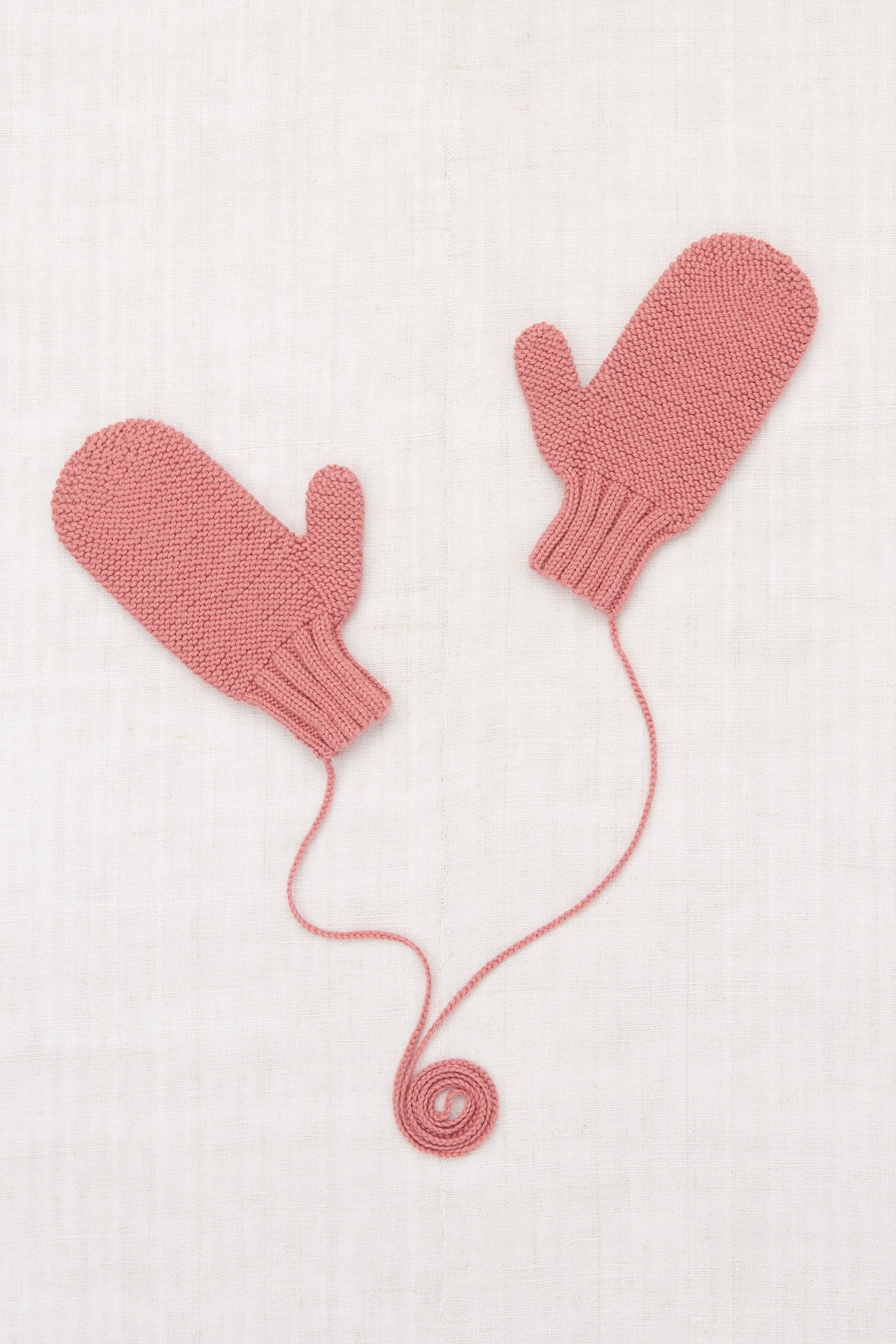 Safe Harbor Mittens – Misha & Puff