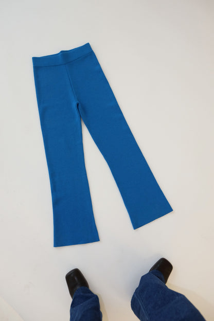 Izzy Pant