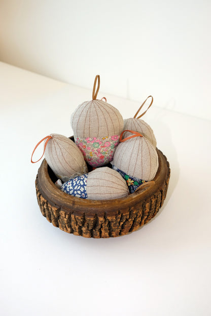 Acorn Rattle