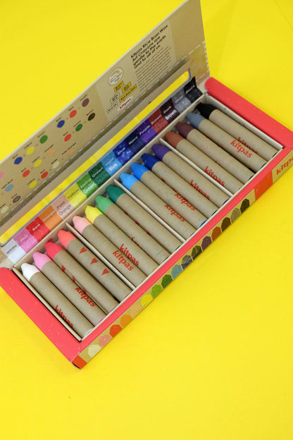 Art Crayons - 16