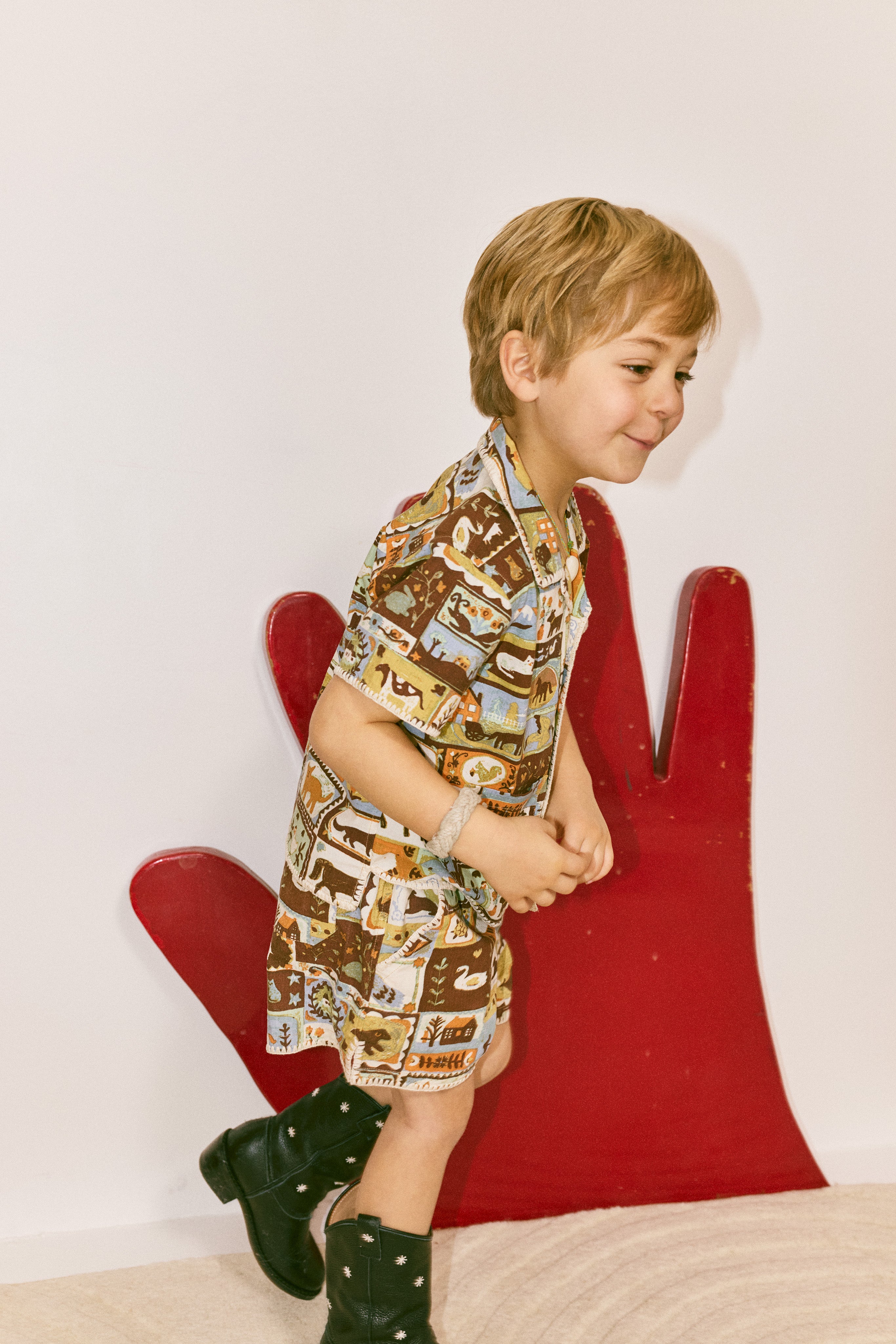 Leon Top – Misha & Puff