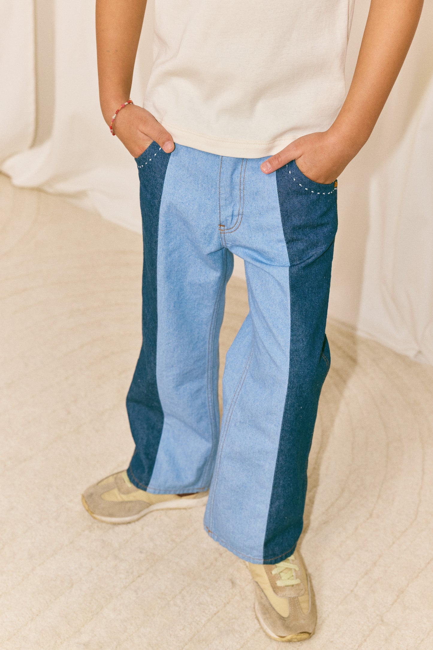 Slim Flared Jeans