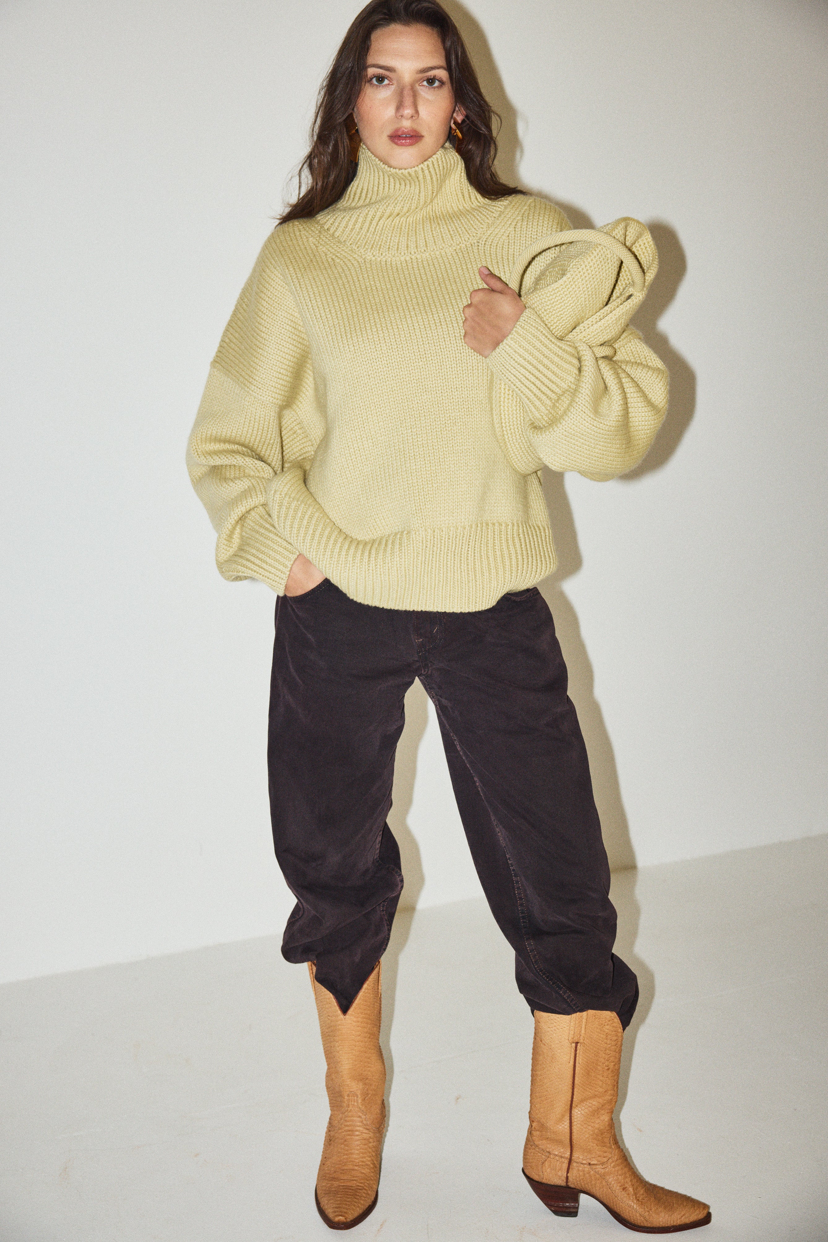 Turtleneck Sweater – Misha & Puff