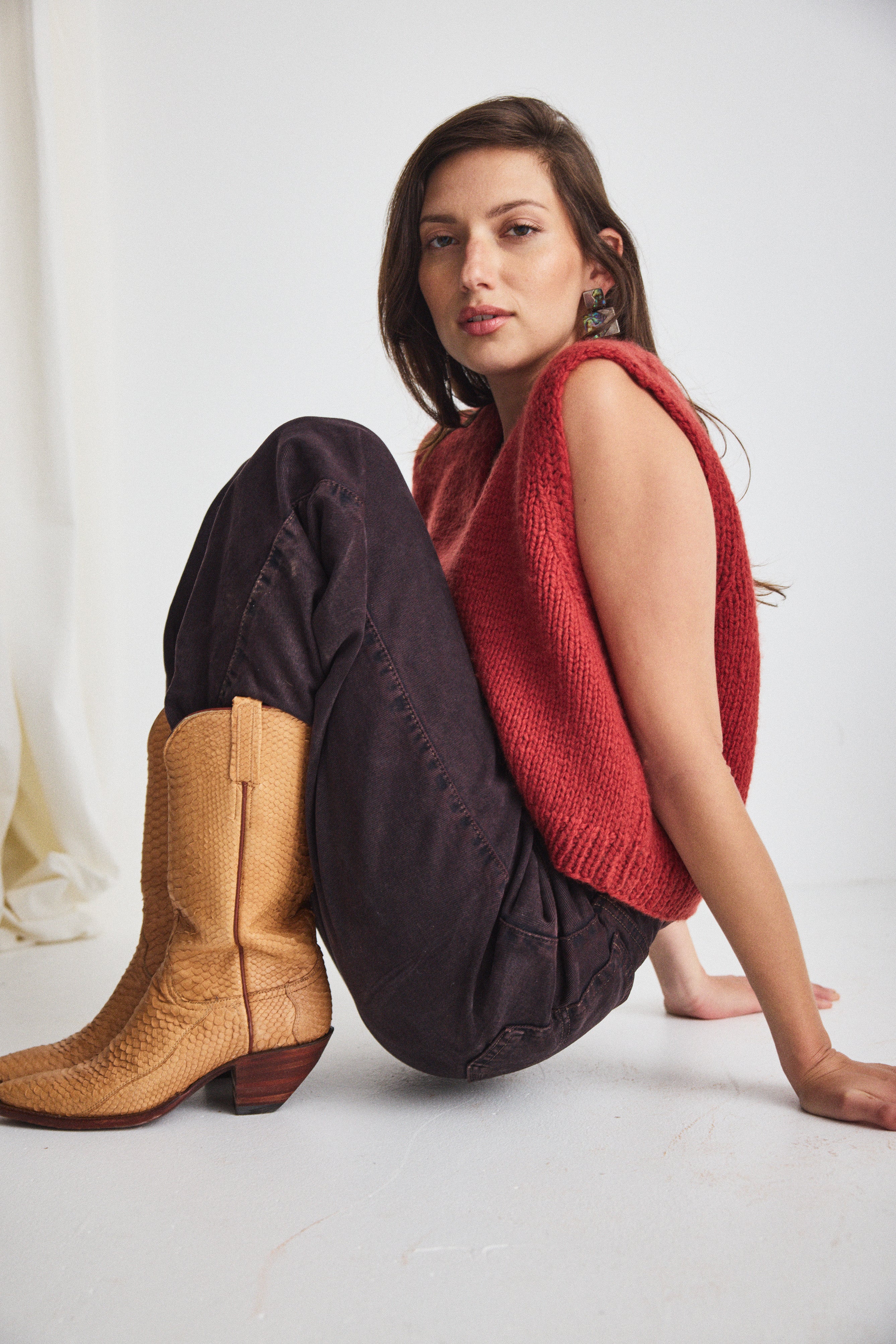 Box Vest – Misha & Puff