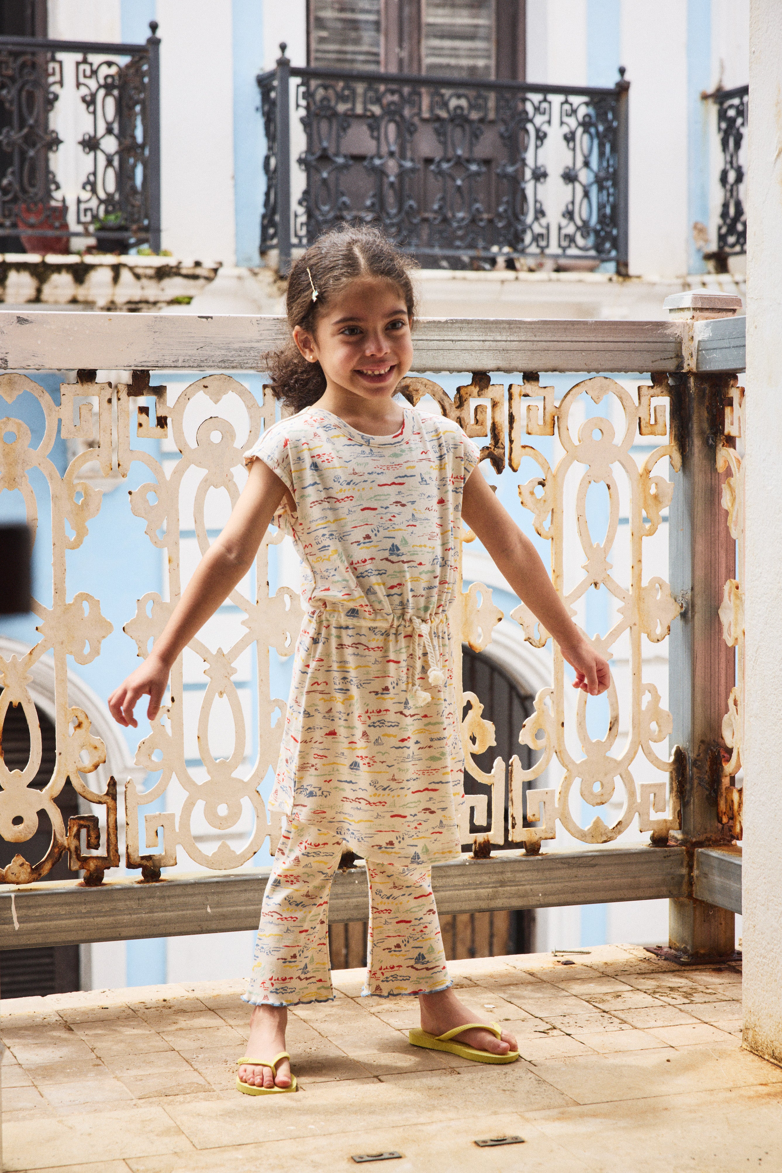 Lizzie Pant – Misha & Puff