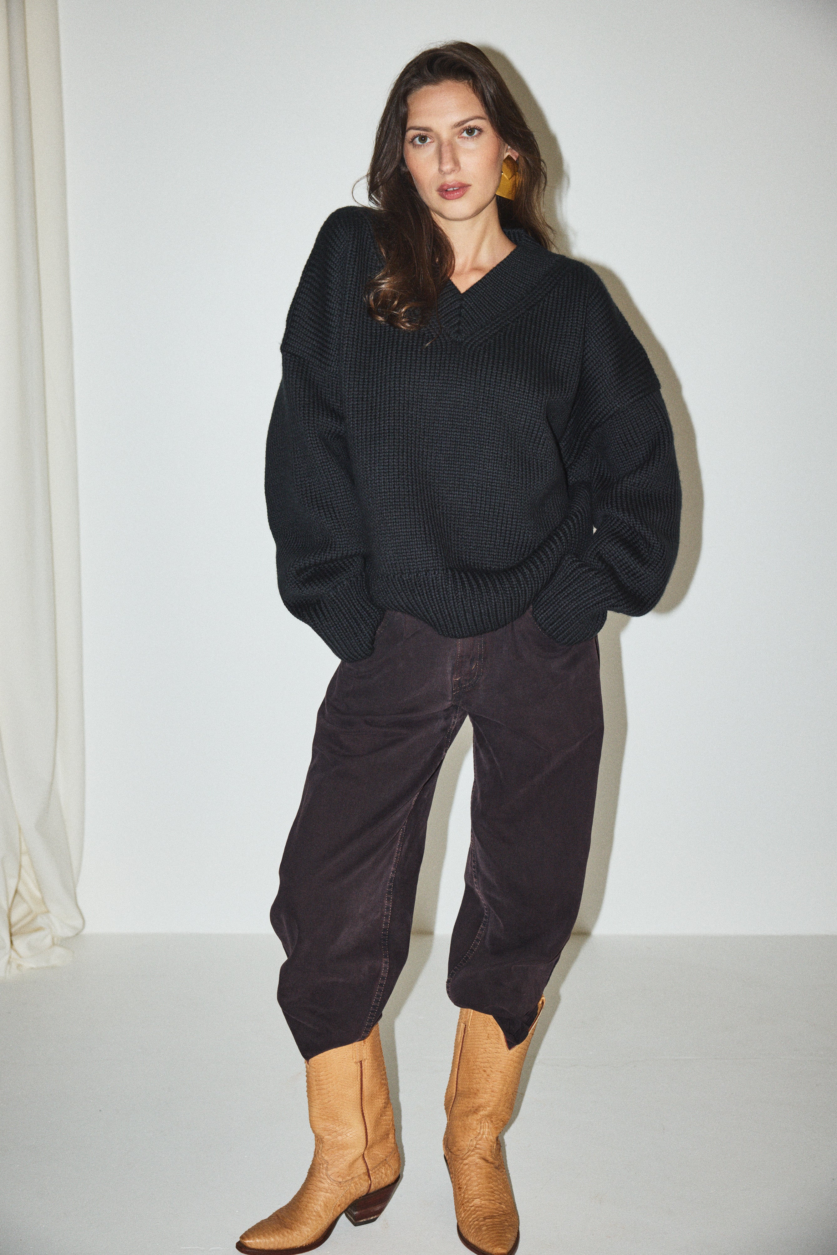 Adult - Highland – Misha & Puff