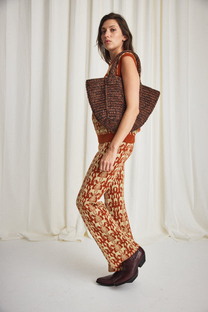 Izzy Pant