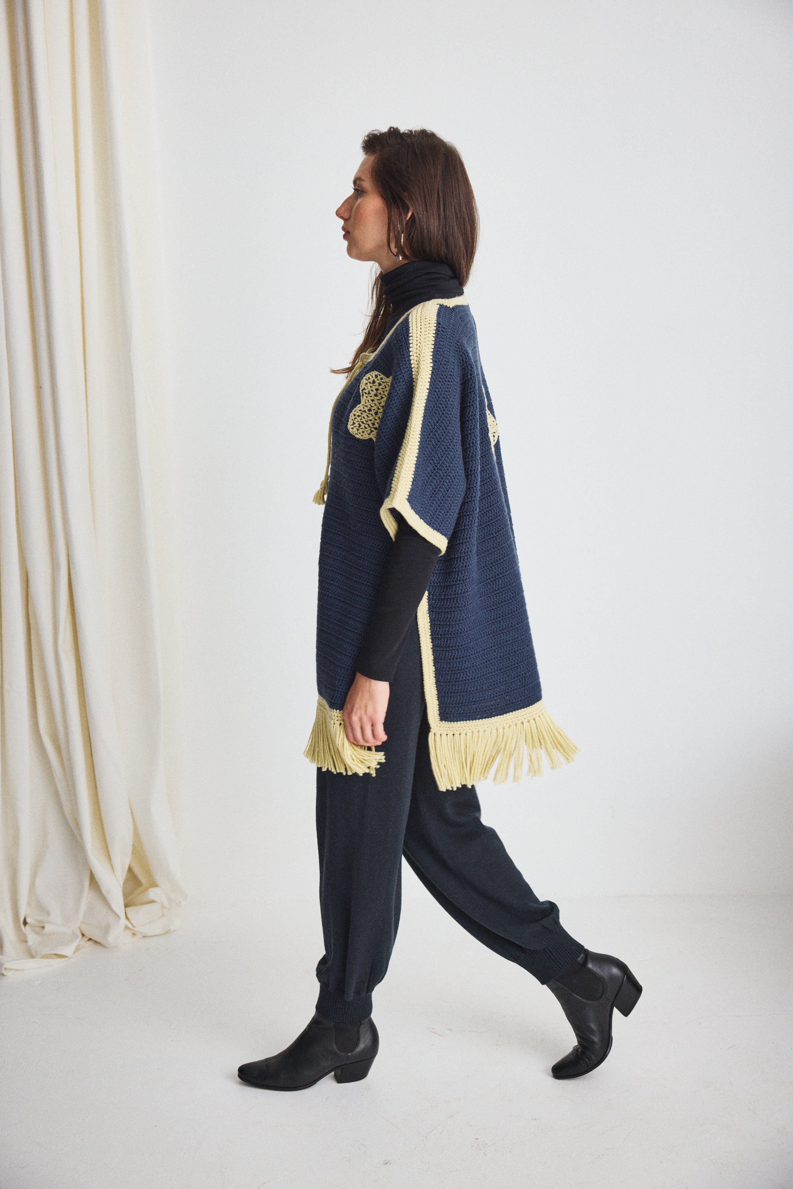 Turtleneck – Misha & Puff
