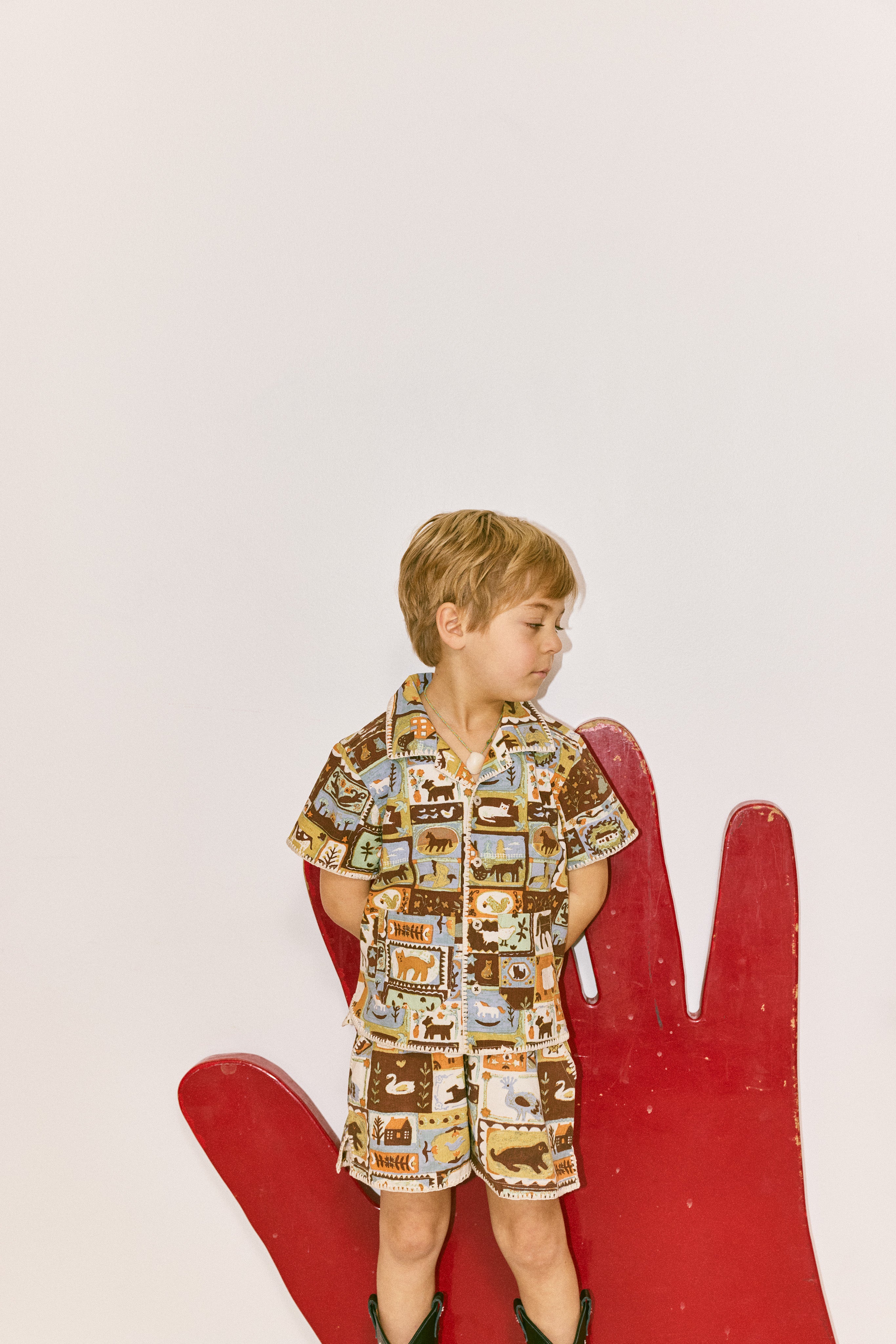 Leon Top – Misha & Puff