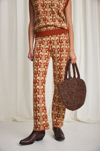 Izzy Pant