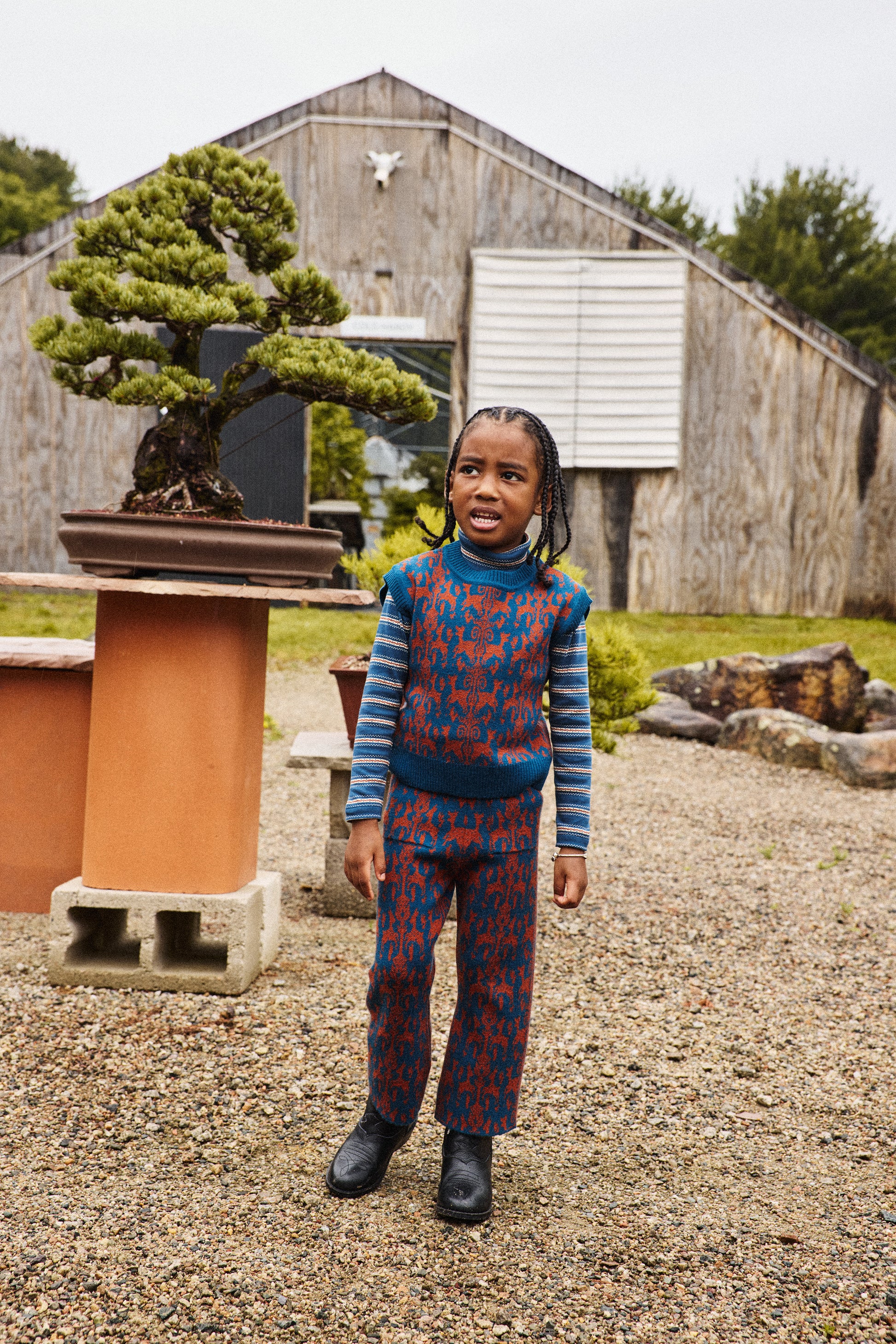 Julien Top - Marine Blue Fauna Tapestry Jacquard