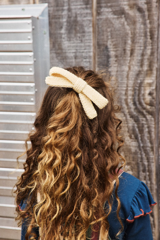 Jumbo Goldie Bow - Shortbread