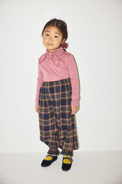 Zuzu Pant