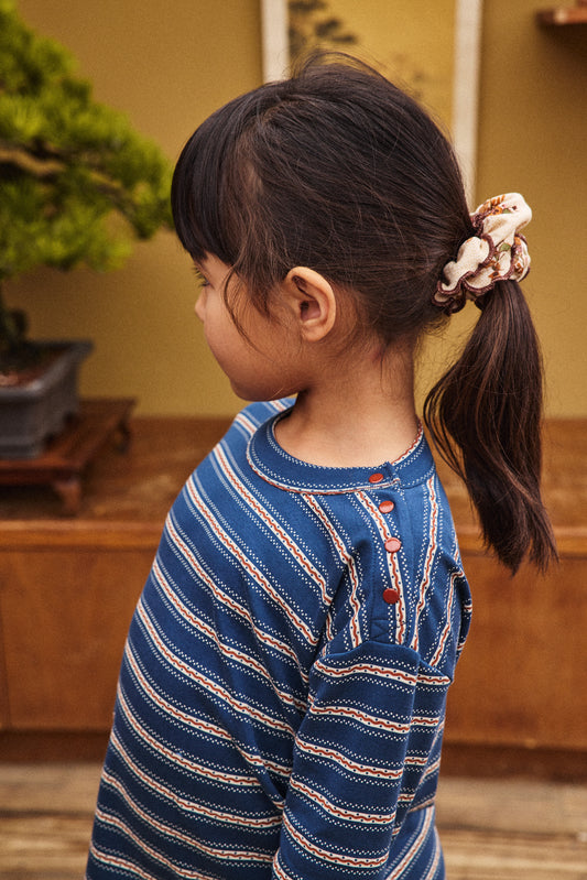 Scrunchie - String/Antique Rose Holyoke Floral