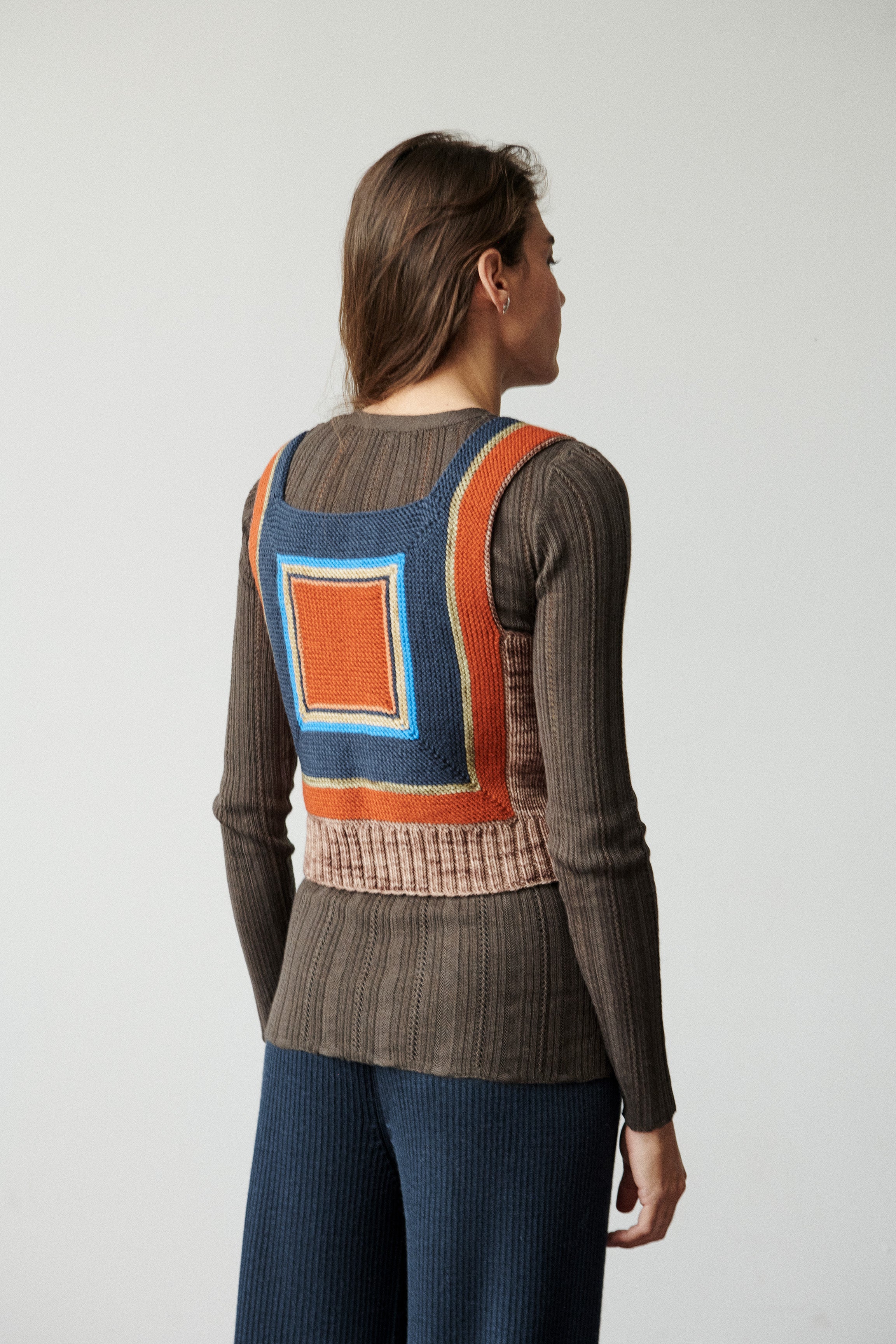 Log Cabin Vest – Misha & Puff