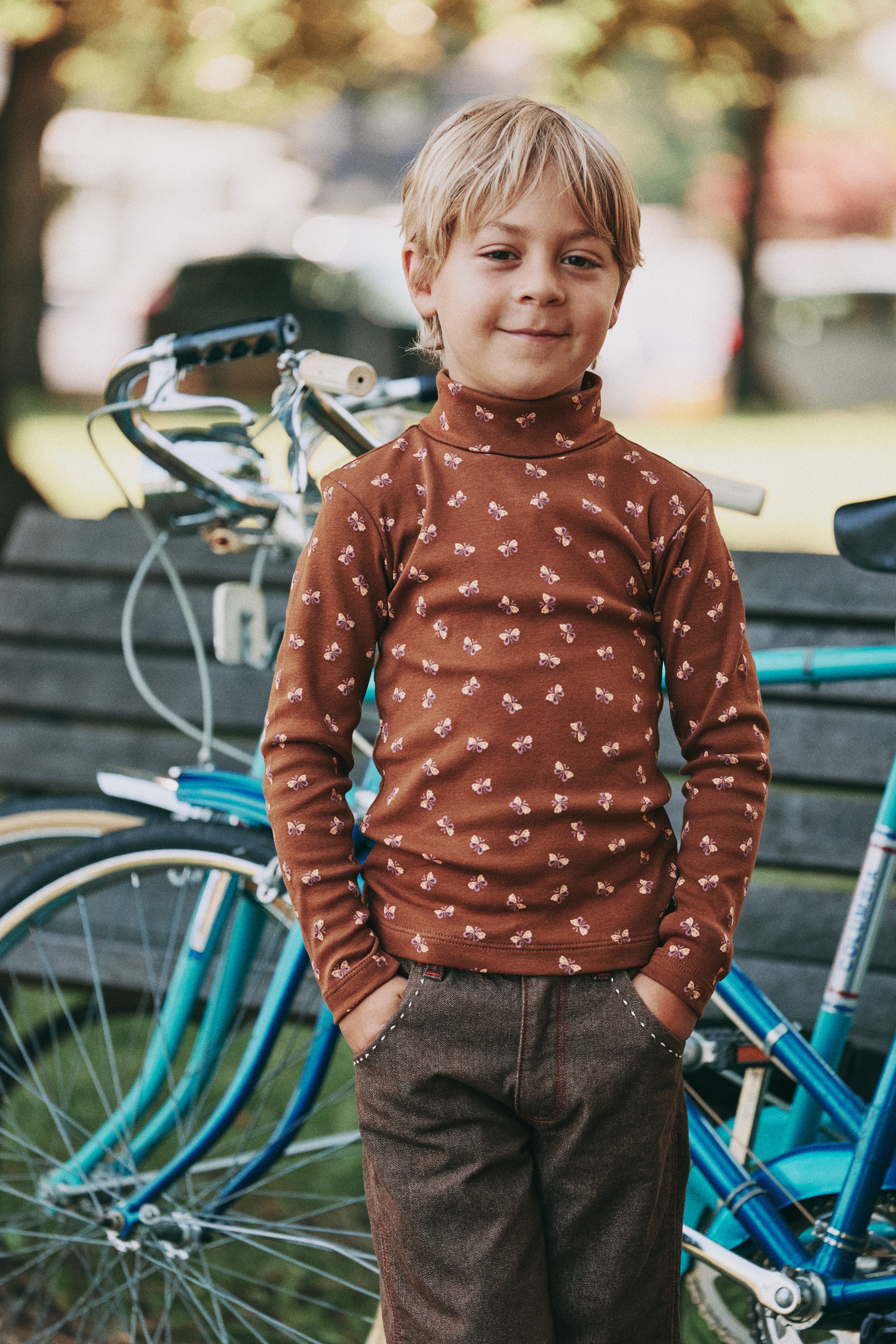 Turtleneck – Misha & Puff