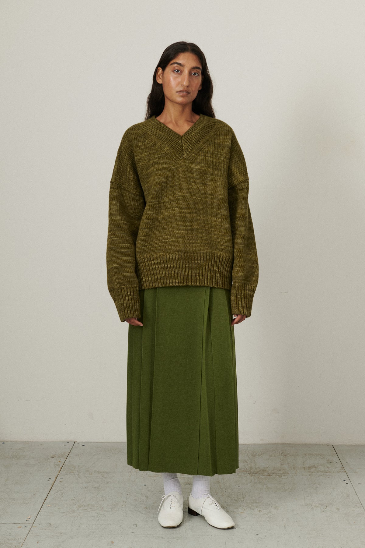 V-Neck Sweater - Nori