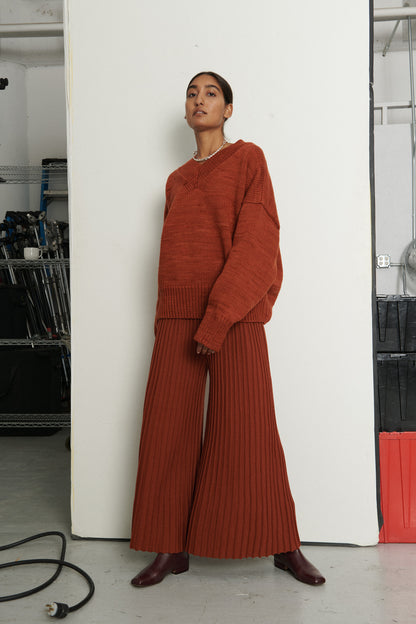 V-Neck Sweater - Sabi