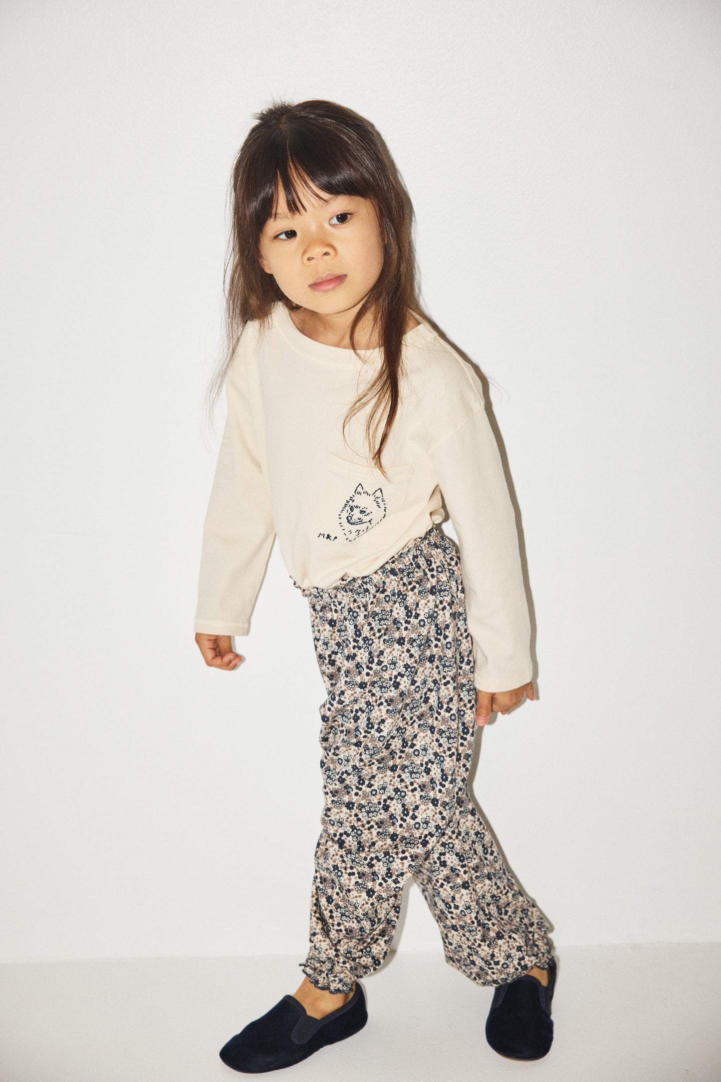 Embroidered Dog Alcove Tee