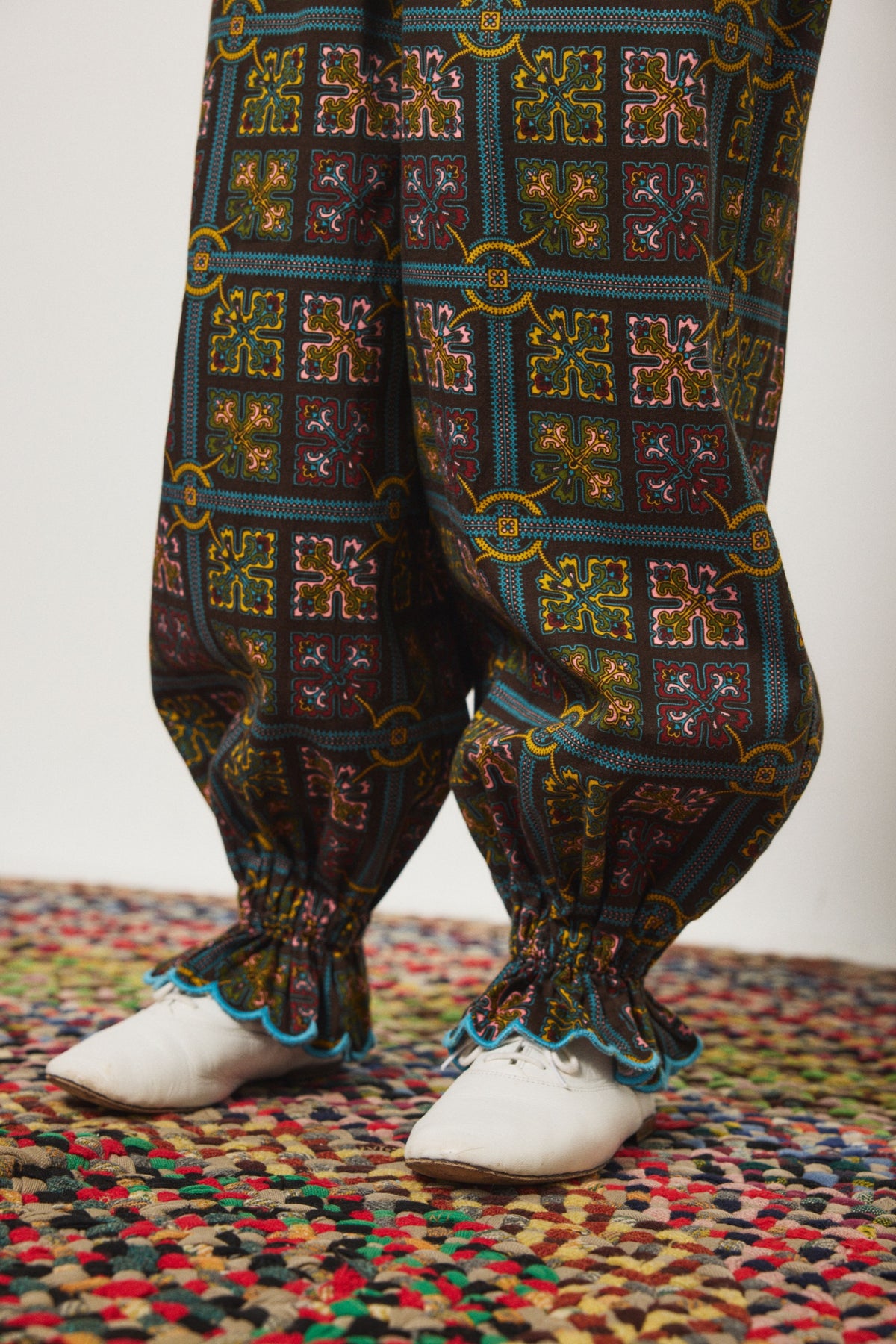 Zuzu Pant - Bark Canterbury
