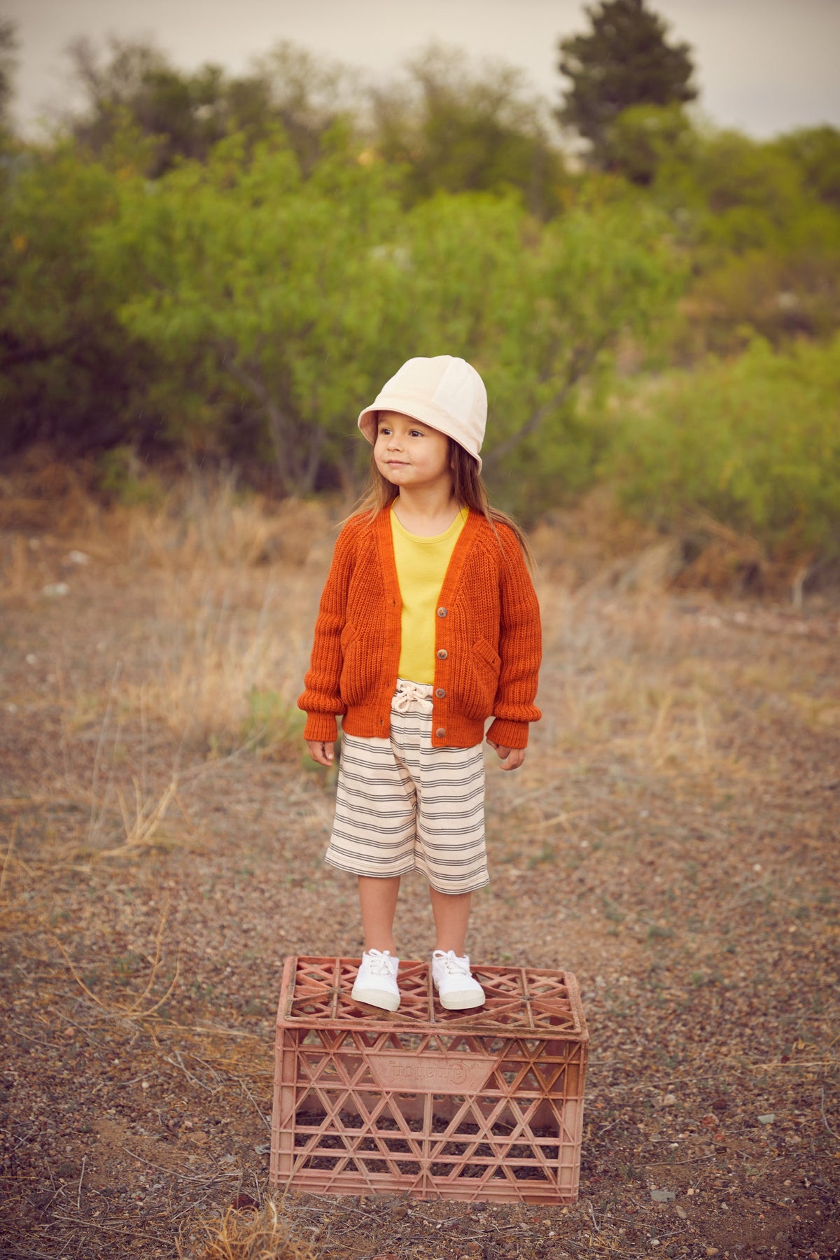 Fisherman Rib Everyday Cardigan - Marmalade+Model is 39 inches tall, 33lbs and wearing size 3-4y